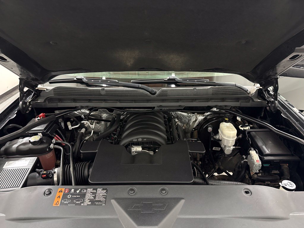 Used 2017 Chevrolet Silverado 1500 LT w/ Midnight Edition AWD/4WD image 45