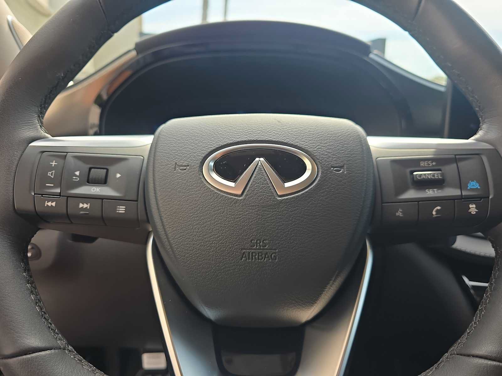 Certified 2026 INFINITI QX60 Luxe w/ Cargo Package FWD image 25