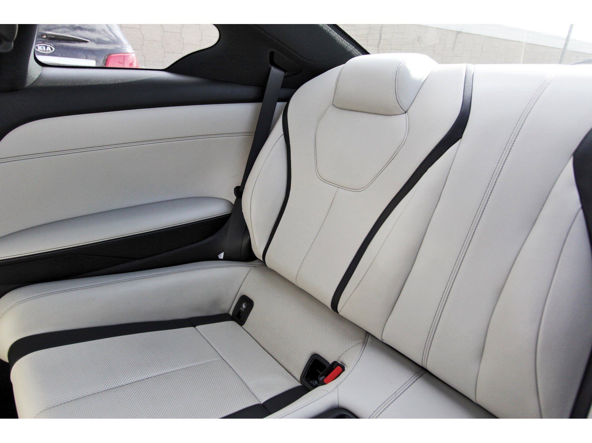 Used 2022 INFINITI Q60 3.0t Luxe w/ Essential Package image 13