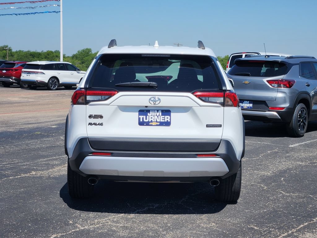 Used 2024 Toyota RAV4 Adventure AWD/4WD image 6