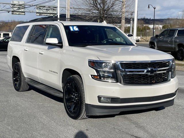 Used 2016 Chevrolet Suburban LT