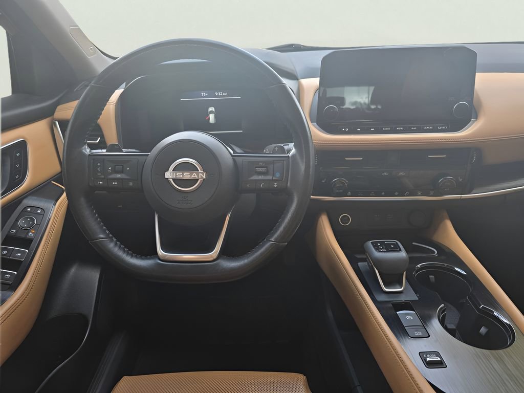 Used 2023 Nissan Rogue Platinum w/ Platinum Premium Package image 4