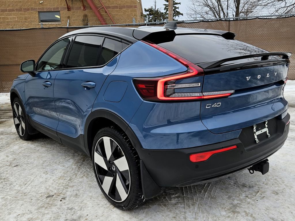 Used 2022 Volvo C40 P8 Recharge Ultimate image 5