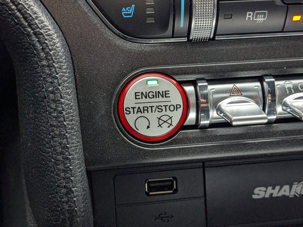 Used 2017 Ford Mustang Premium image 28