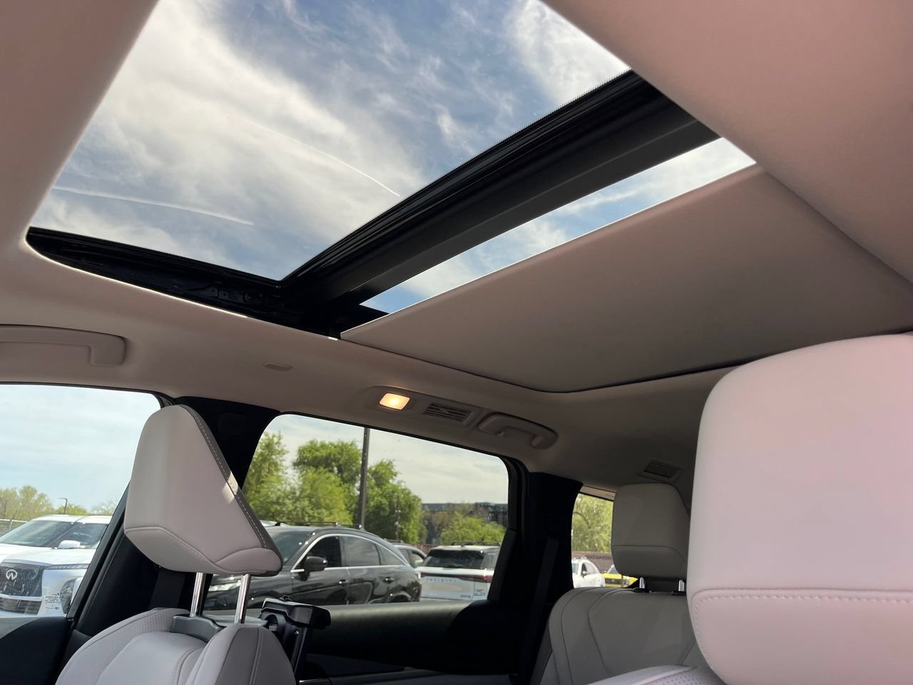 New 2027 INFINITI QX60 Luxe FWD image 29