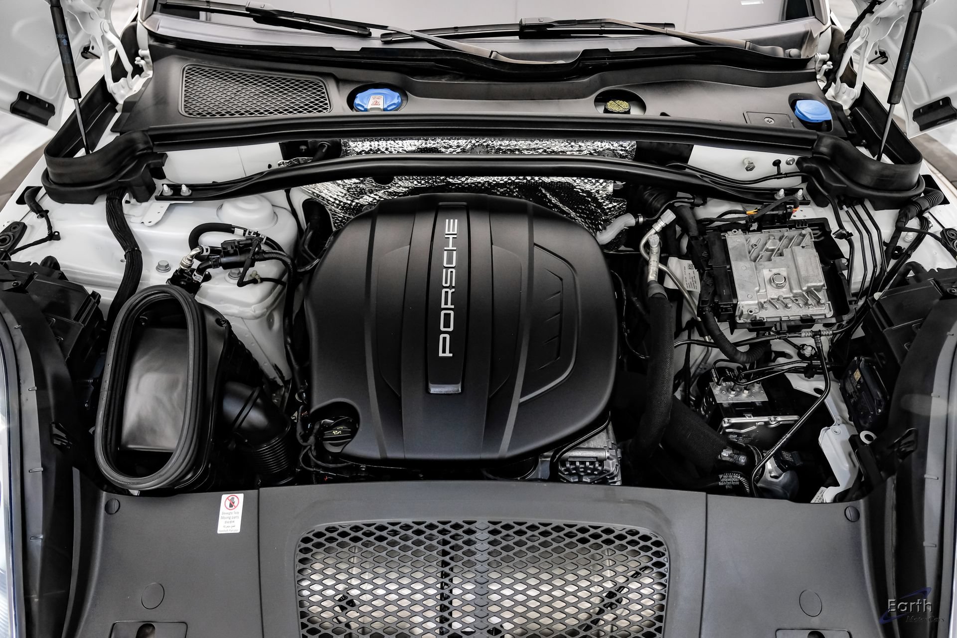 Used 2021 Porsche Macan AWD/4WD image 4