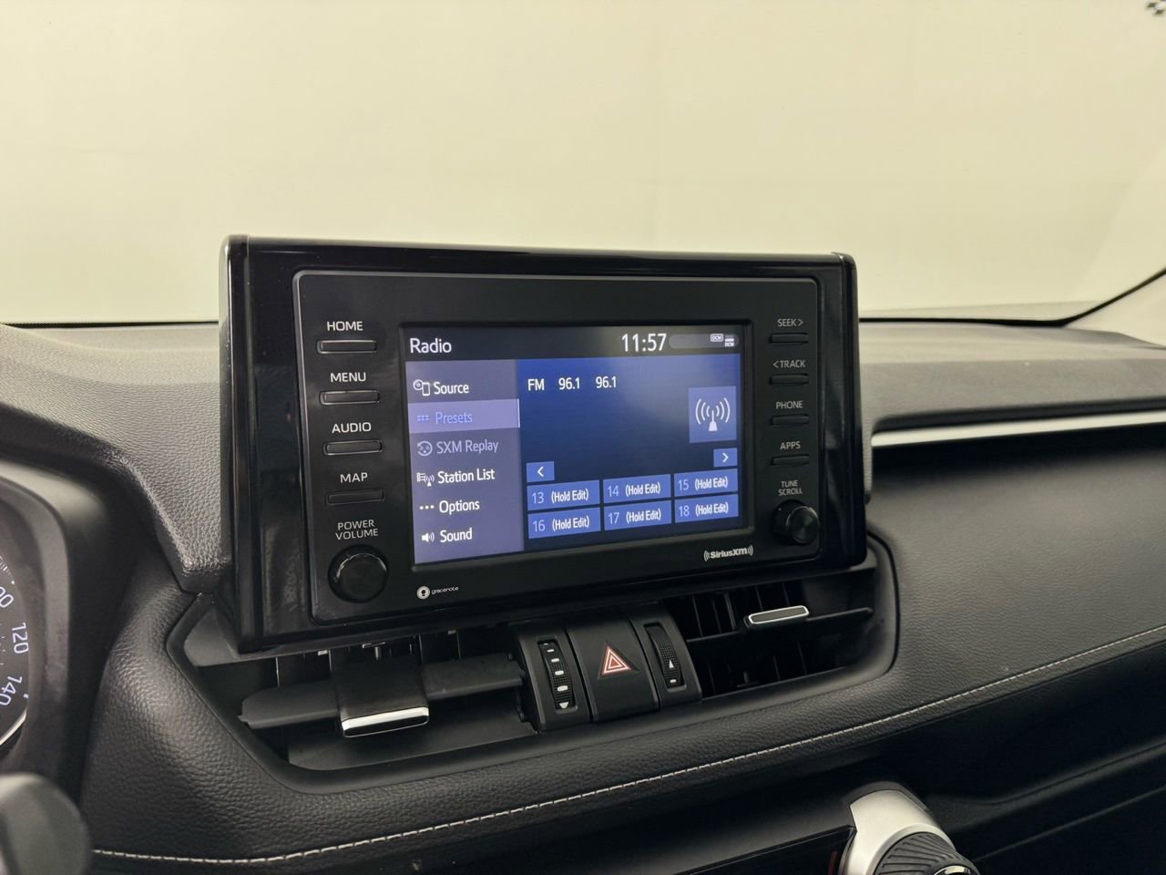 Used 2020 Toyota RAV4 XLE Premium image 16