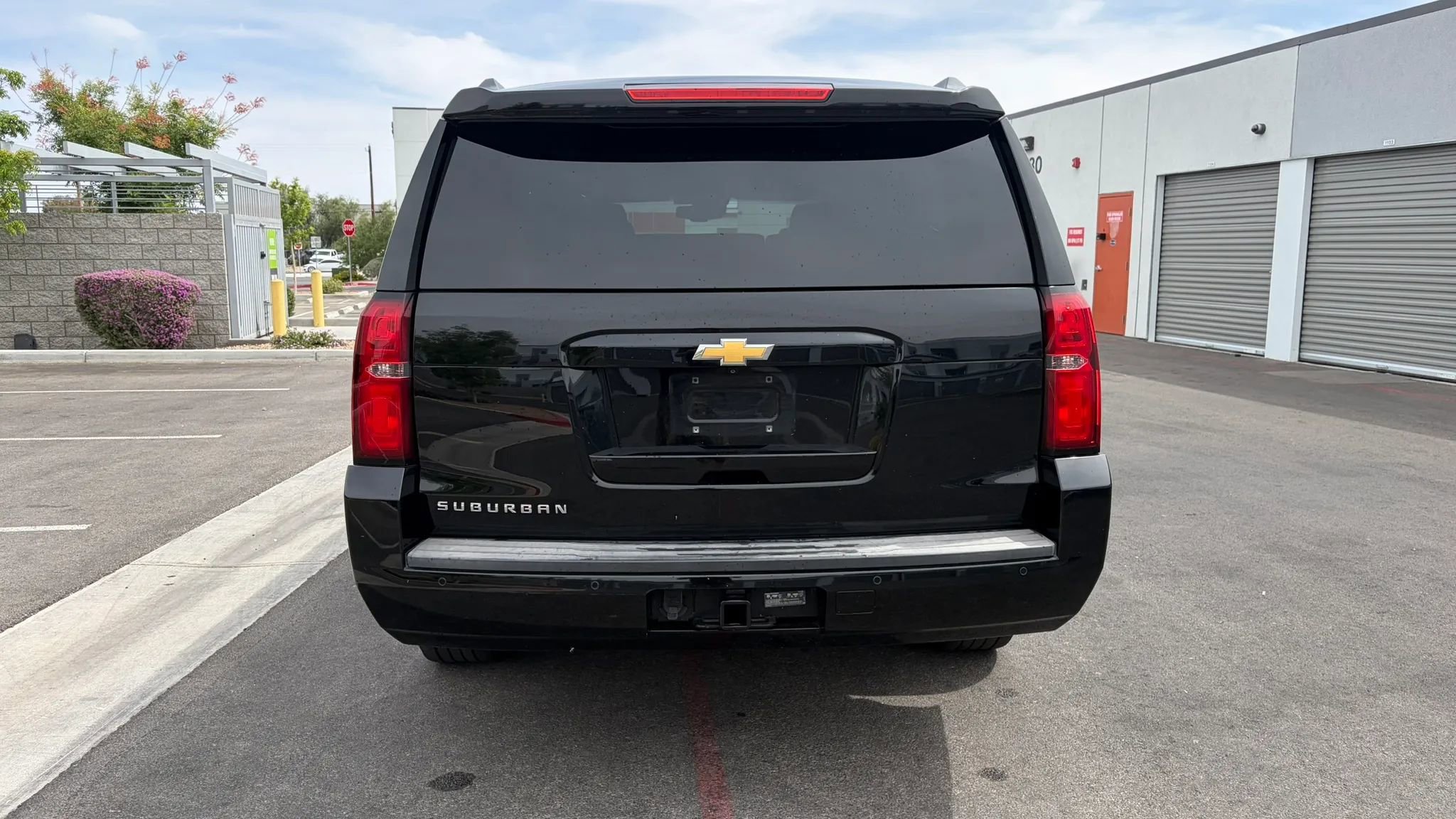 Used 2015 Chevrolet Suburban LT w/ Max Trailering Package RWD image 4