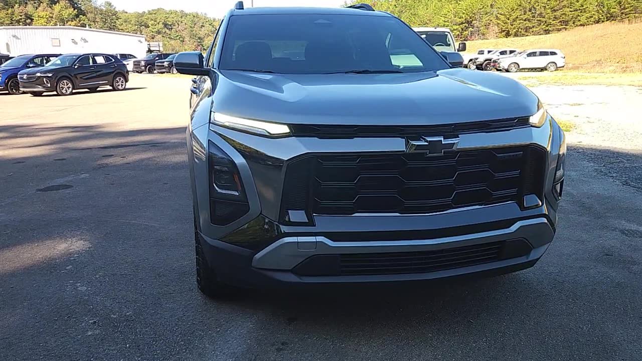 Used 2026 Chevrolet Equinox ACTIV w/ Convenience Package III AWD/4WD image 8