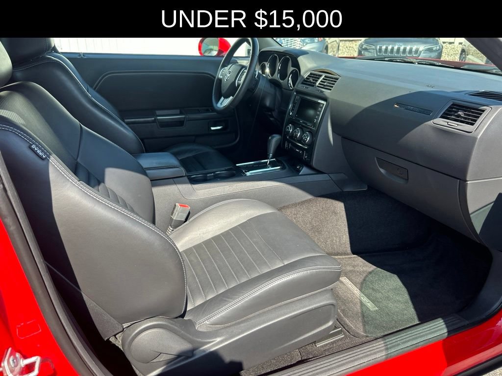 Used 2014 Dodge Challenger SXT Plus RWD image 20