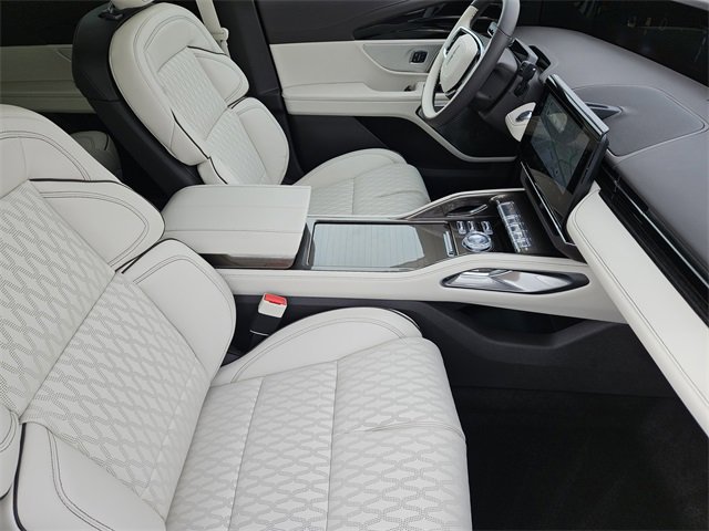 New 2026 Lincoln Nautilus Black Label image 13