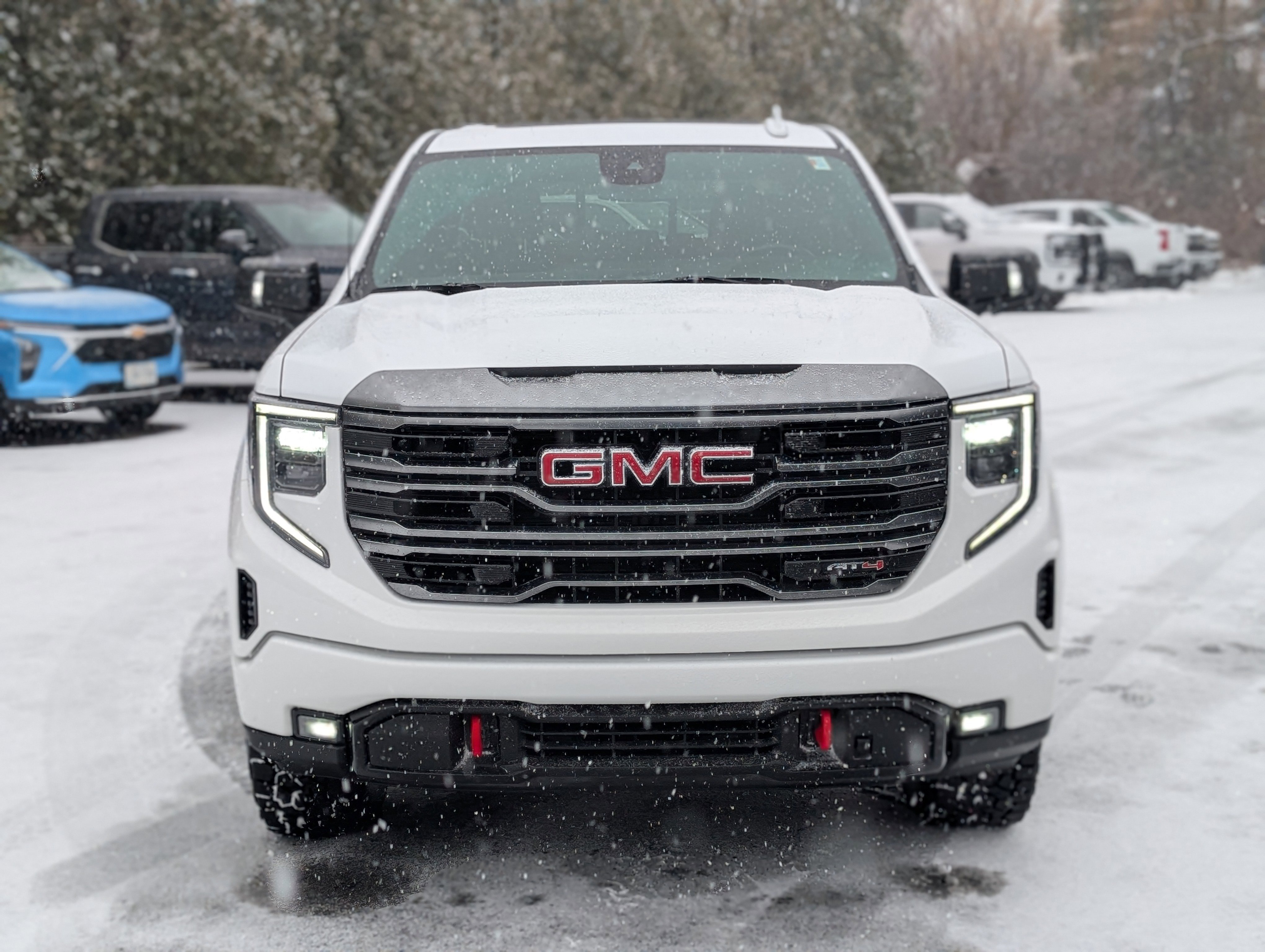 Used 2022 GMC Sierra 1500 AT4 w/ AT4 Preferred Package image 15