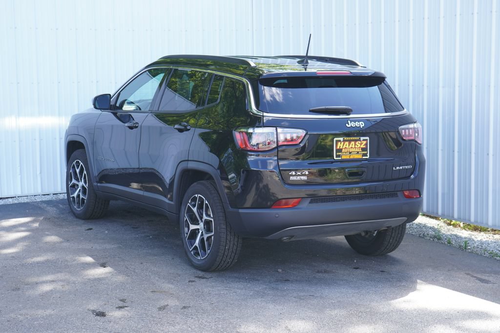 Used 2024 Jeep Compass Limited AWD/4WD image 4