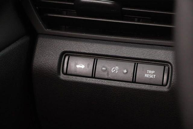Used 2022 Nissan Altima 2.5 SV image 18