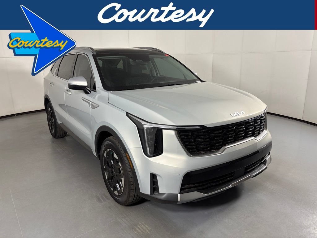New 2026 Kia Sorento S w/ S Panoramic Sunroof Package