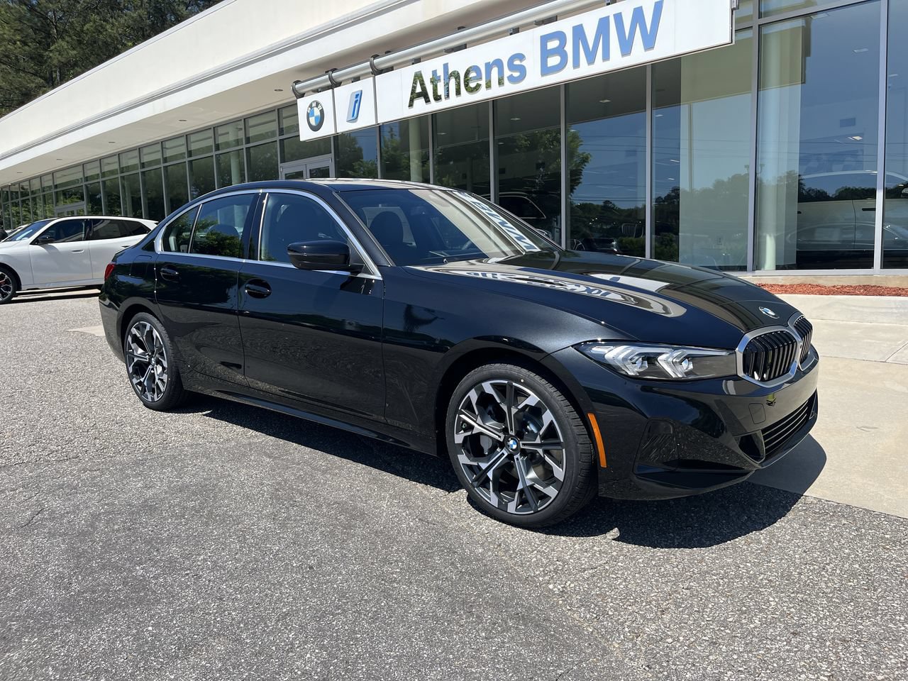 Used 2026 BMW 330i xDrive Sedan w/ Premium Package AWD/4WD image 2