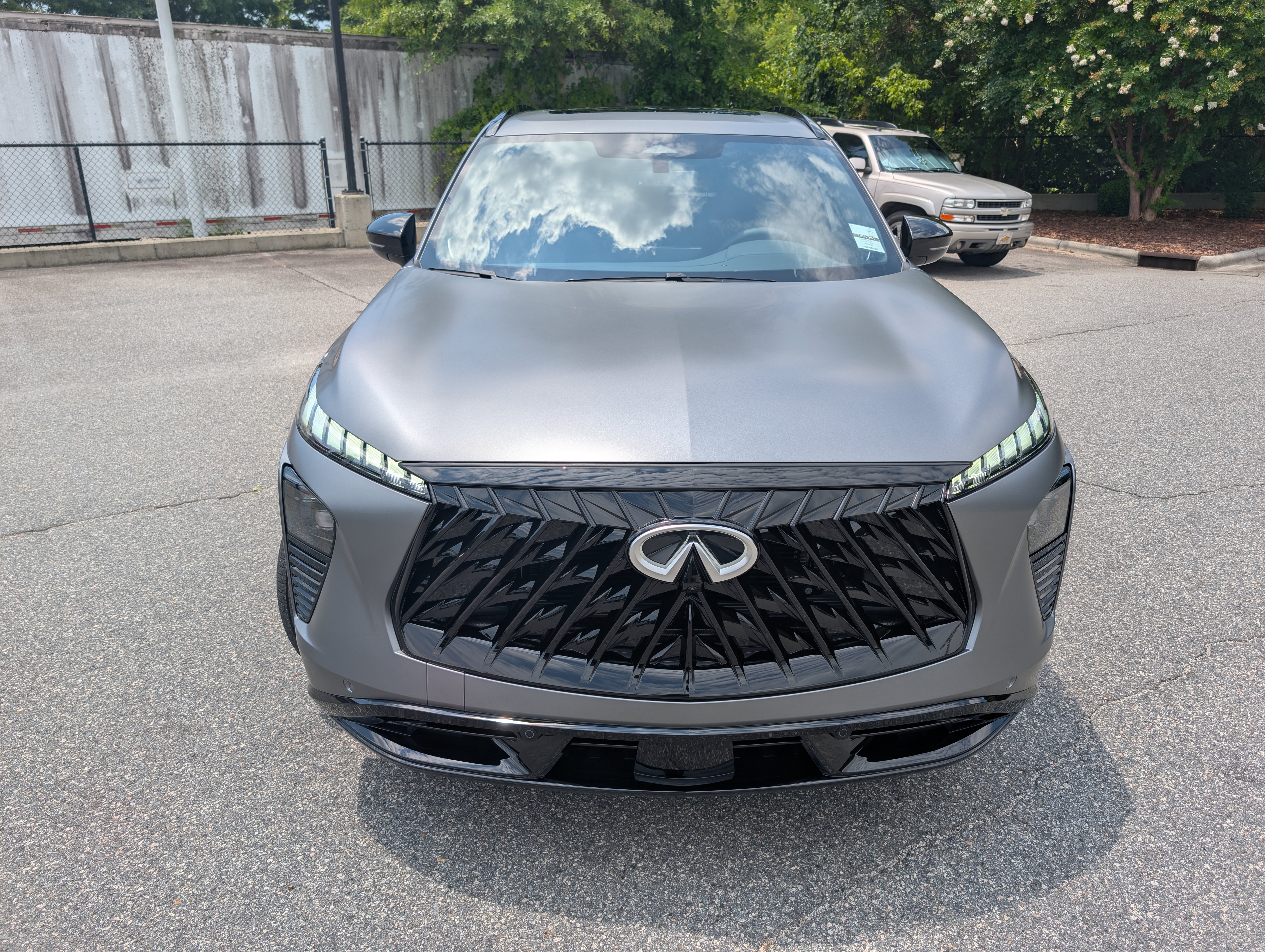 New 2027 INFINITI QX65 Sport AWD/4WD image 2