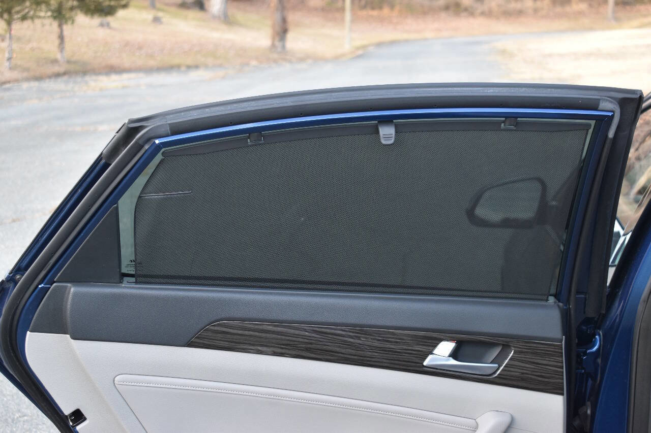 Used 2015 Hyundai Sonata Limited w/ Option Group 06 image 13