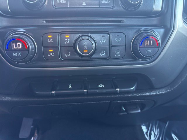 Used 2018 Chevrolet Silverado 1500 LT w/ All Star Edition AWD/4WD image 18
