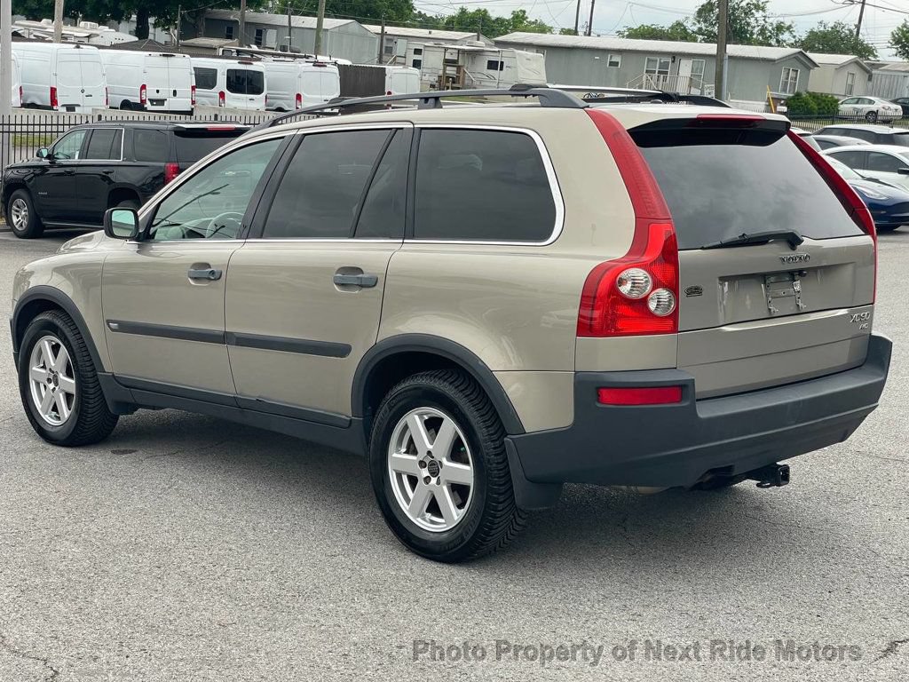 Used 2004 Volvo XC90 2.5T AWD/4WD image 5