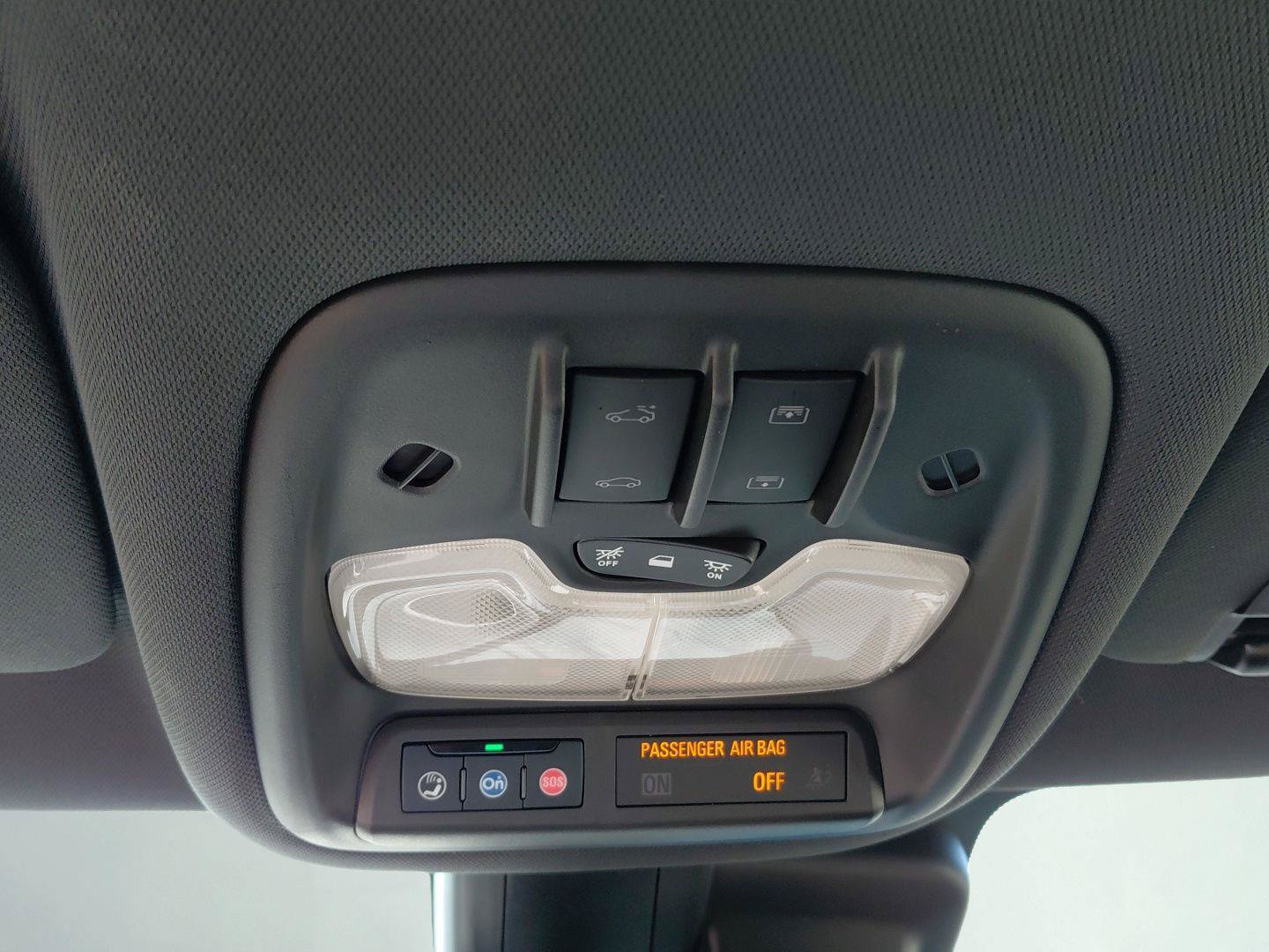 Used 2024 Chevrolet TrailBlazer RS w/ Convenience Package AWD/4WD image 29