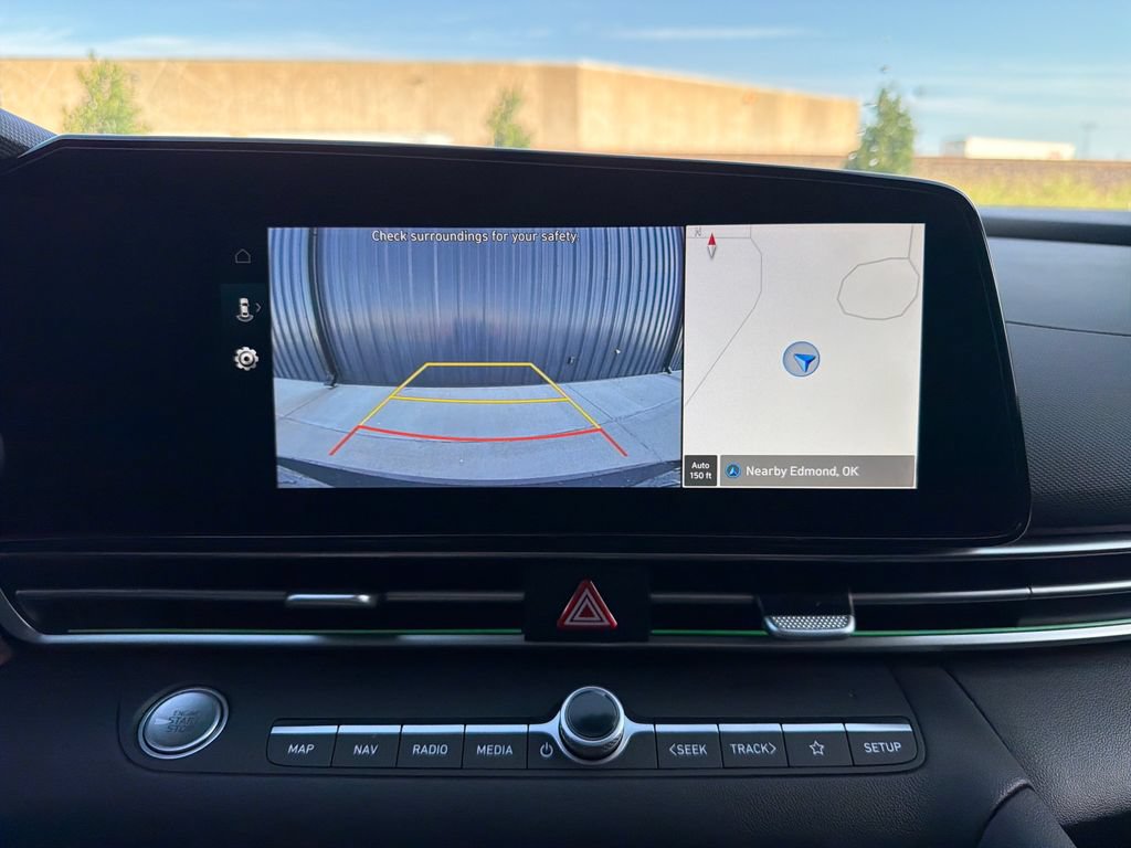 New 2026 Hyundai Elantra Limited FWD image 27