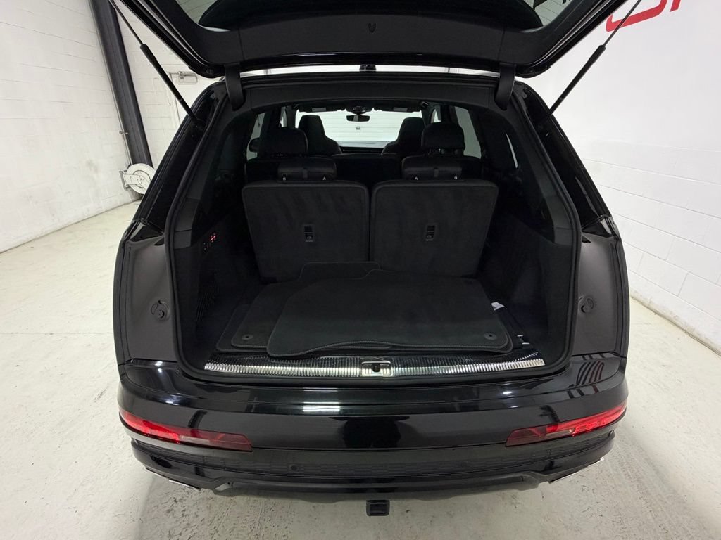 Used 2024 Audi SQ7 Premium Plus AWD/4WD image 42