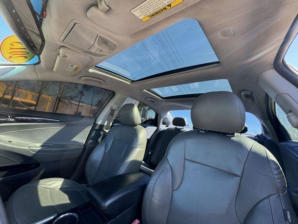 Used 2013 Hyundai Sonata Limited w/ Premium Pkg FWD image 15