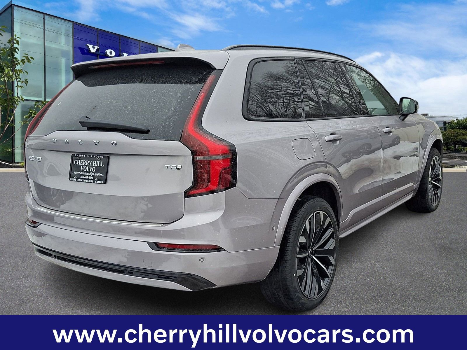 New 2026 Volvo XC90 T8 Ultra w/ Protection Package Premier image 5