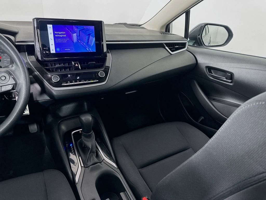 Used 2024 Toyota Corolla LE image 23