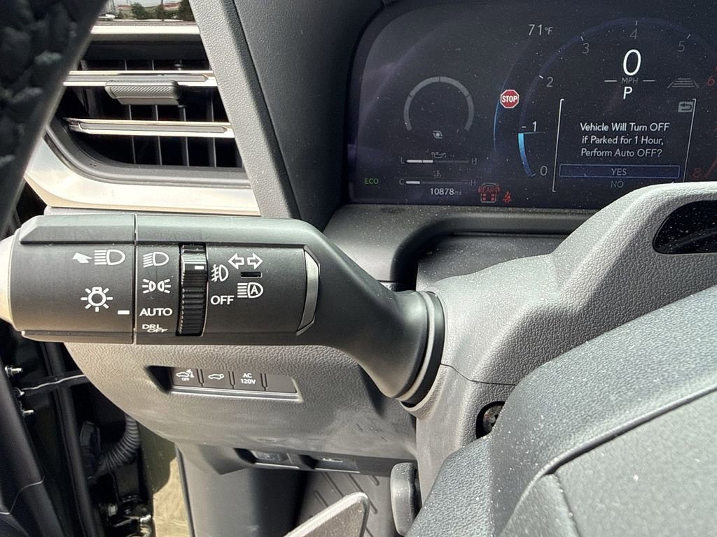 Used 2025 Lexus GX 550 w/ Accessory Package (Z1) image 28