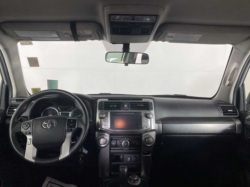 Used 2016 Toyota 4Runner SR5 AWD/4WD image 26