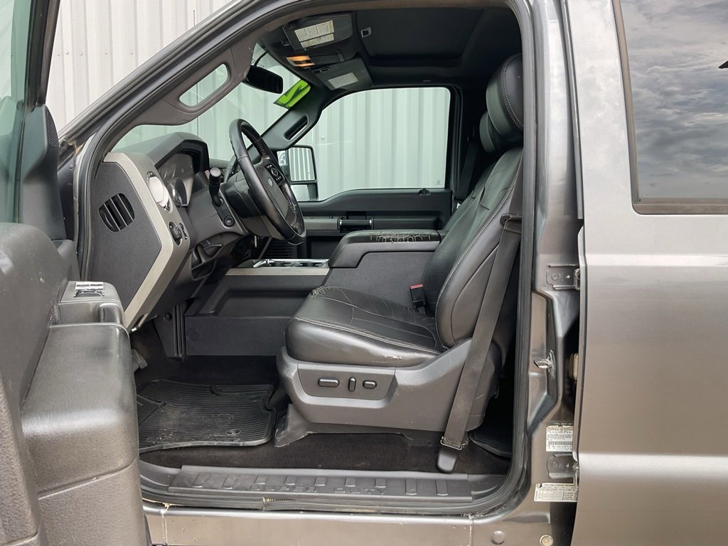 Used 2012 Ford F250 Lariat w/ Chrome Pkg image 8