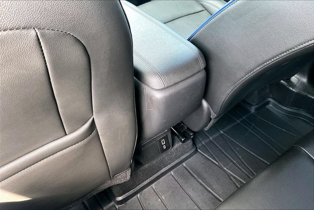 Used 2025 Buick Encore GX Sport Touring FWD image 32