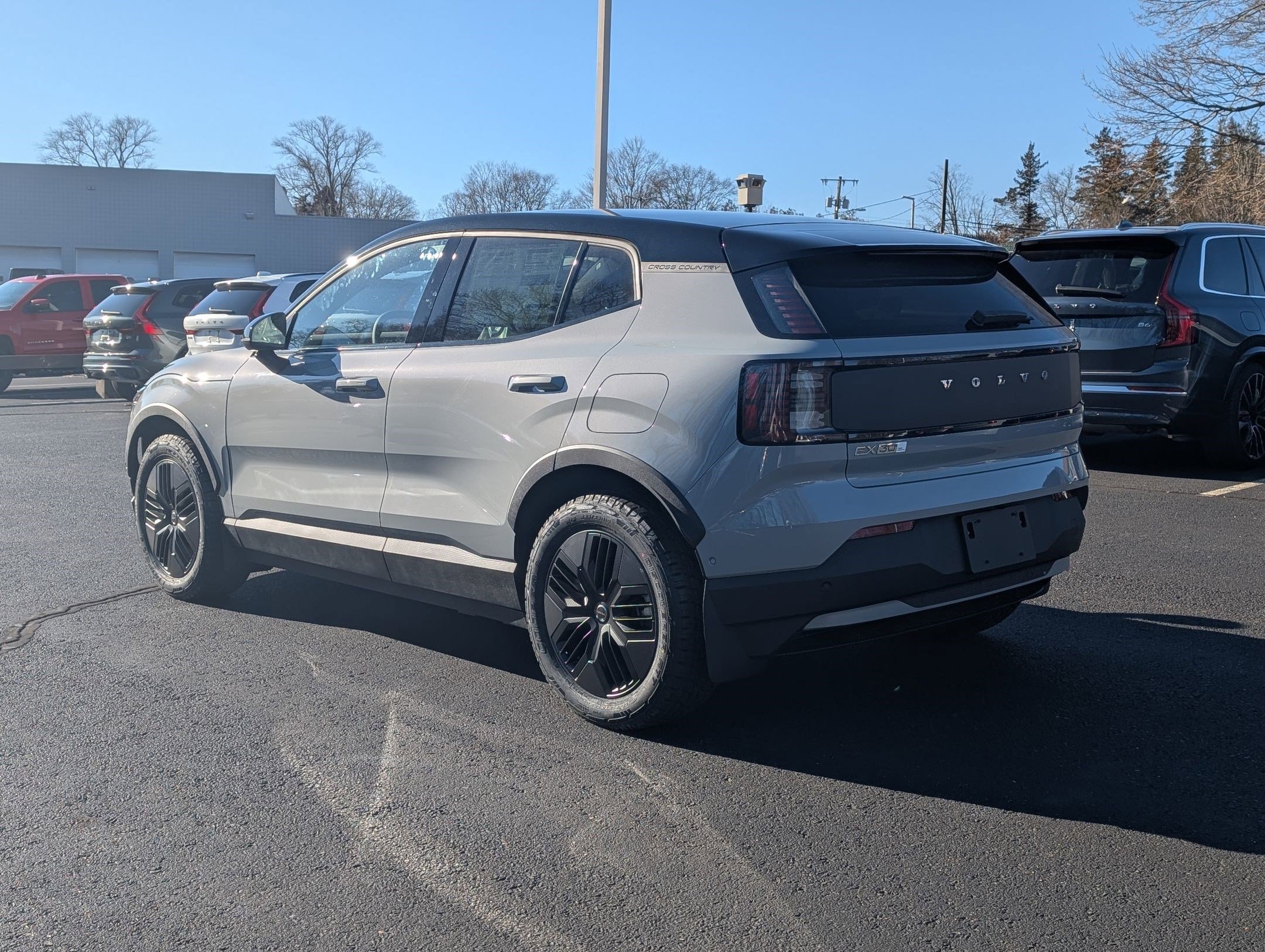 New 2026 Volvo EX30 Cross Country Ultra w/ Protection Package Premier image 5