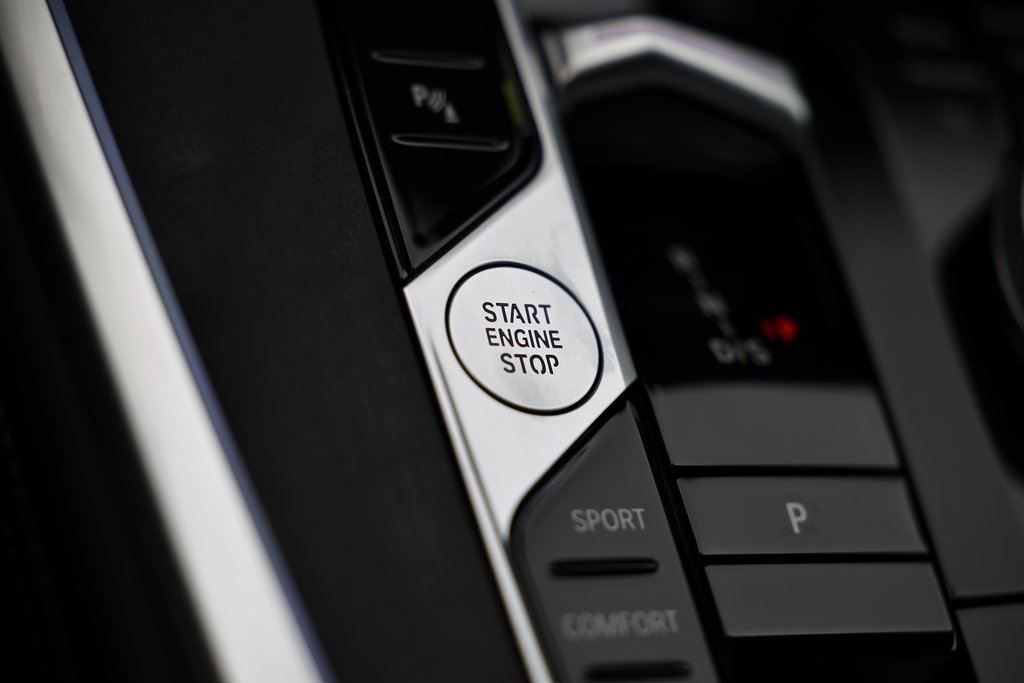 Used 2025 BMW X5 sDrive40i w/ Climate Comfort Package image 41