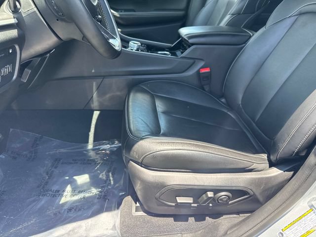 Used 2023 Jeep Grand Cherokee 4WD 4xe image 18