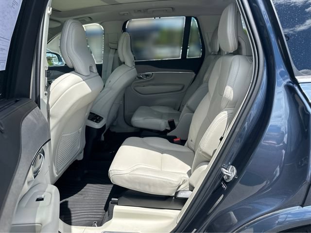 Used 2025 Volvo XC90 B6 Ultra w/ Protection Package Premier AWD/4WD image 12