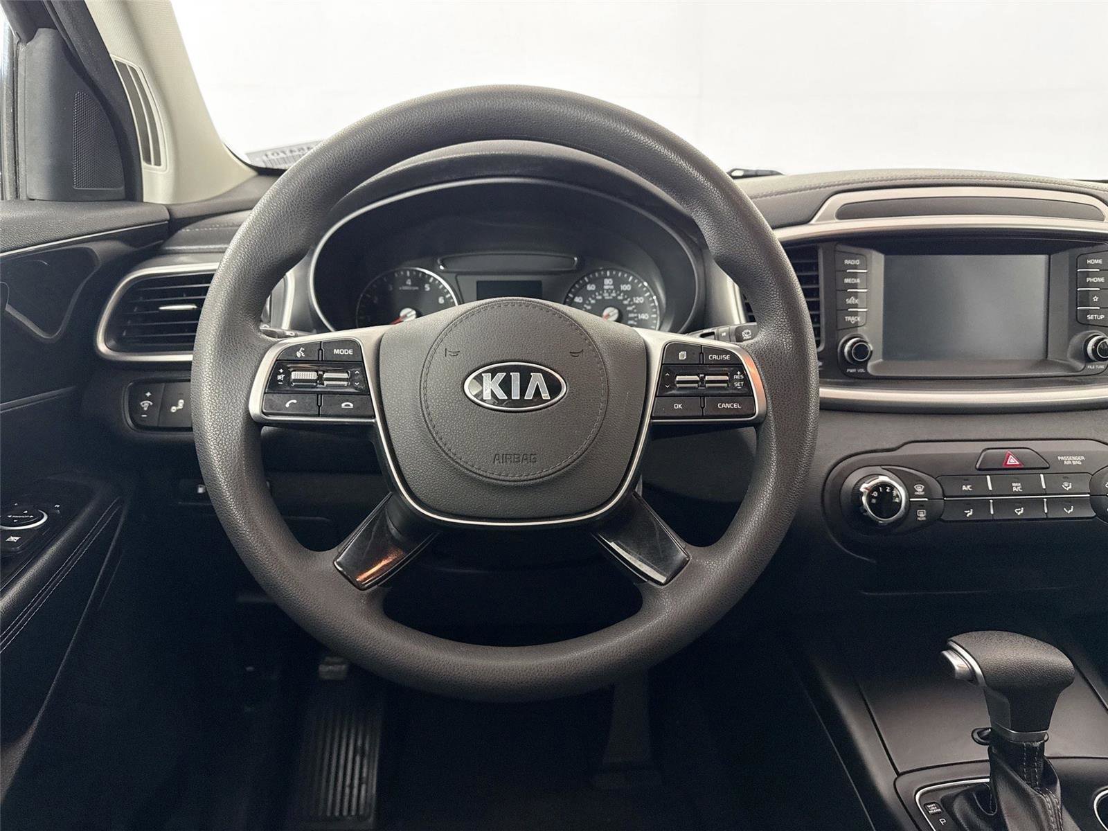 Used 2019 Kia Sorento LX image 26