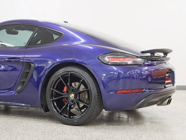 Used 2022 Porsche 718 Cayman S RWD image 11