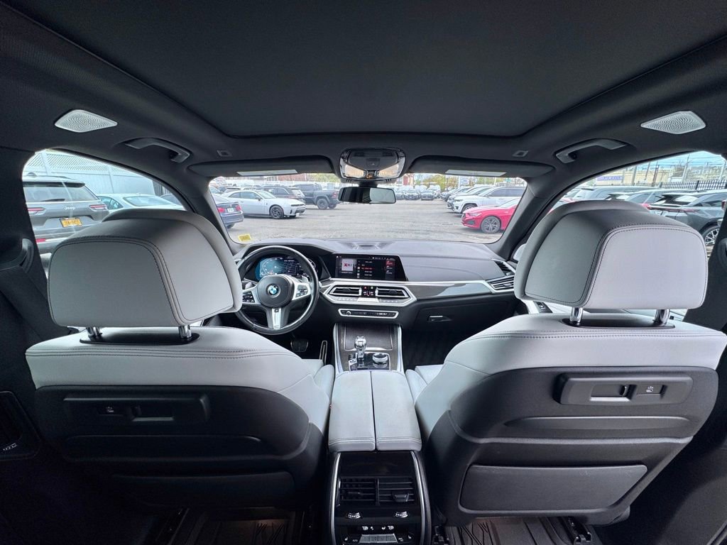 Used 2023 BMW X5 M50i w/ Executive Package AWD/4WD image 22