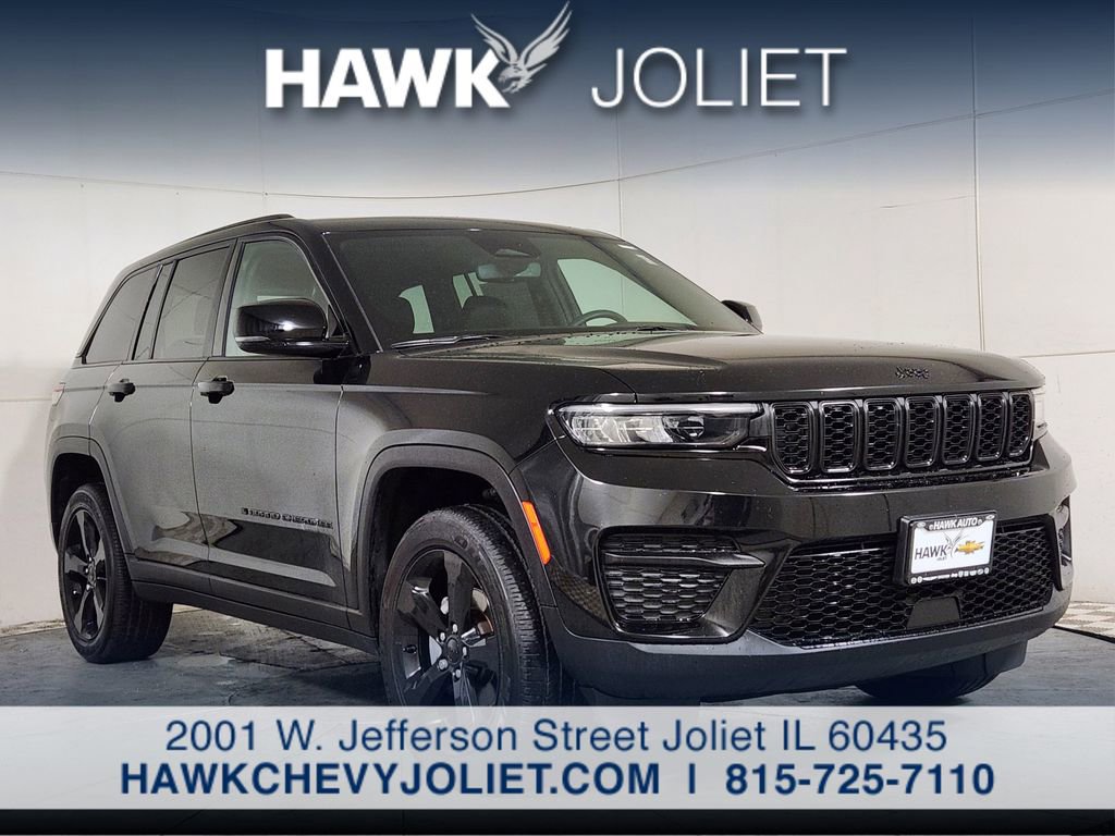 Used 2024 Jeep Grand Cherokee Altitude AWD/4WD image 1