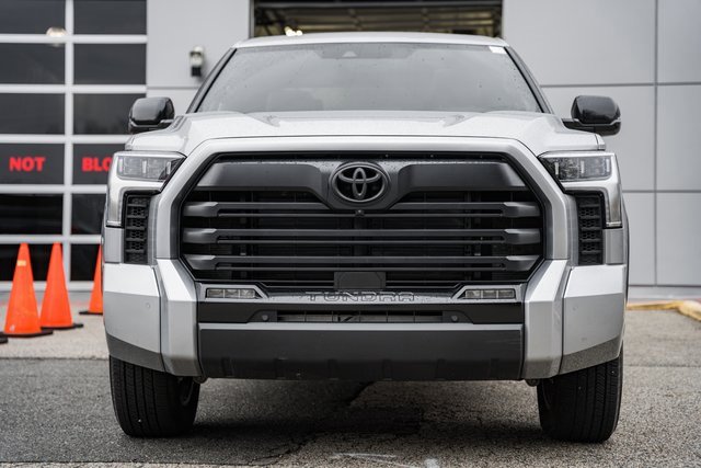 Used 2025 Toyota Tundra Limited image 2