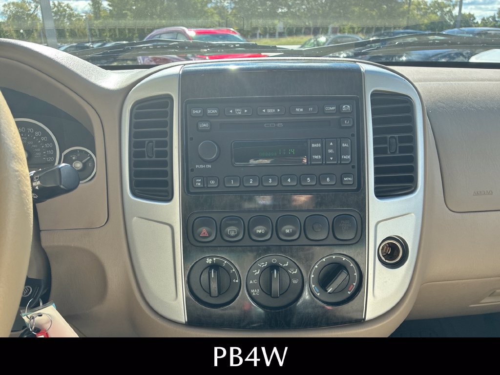 Used 2005 Mercury Mariner 2WD V6 image 29