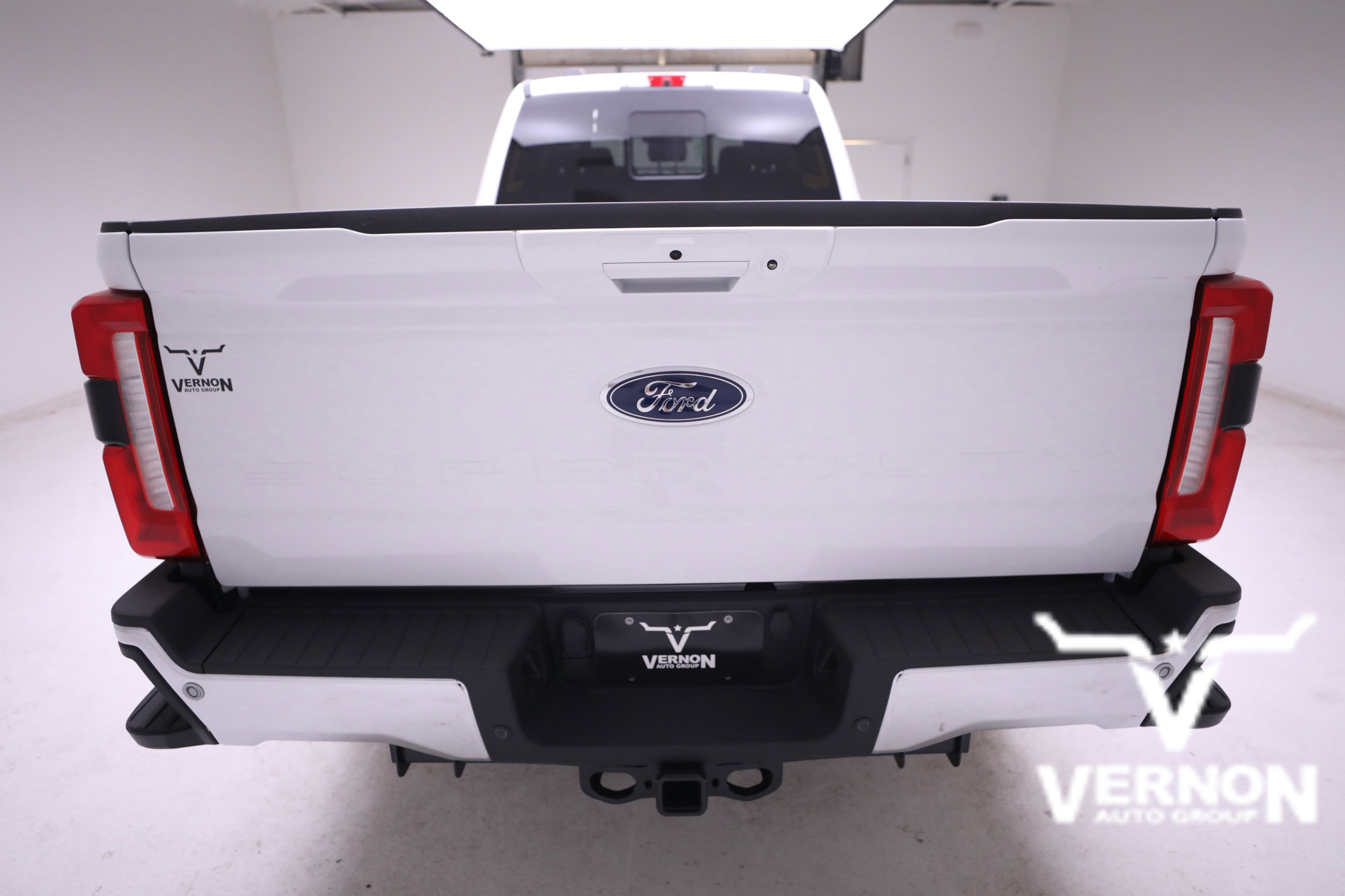 New 2026 Ford F350 Lariat w/ Chrome Package image 4