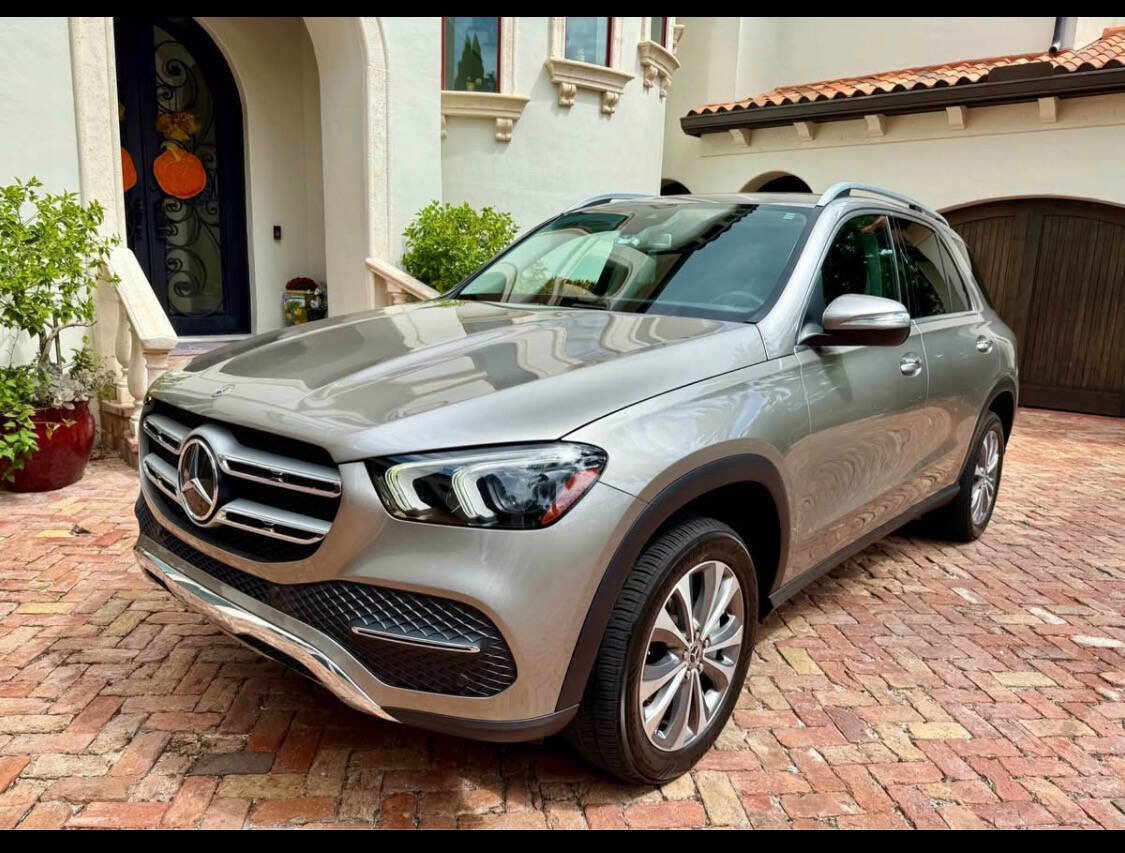 Used 2020 Mercedes-Benz GLE 350 4MATIC w/ Premium Package image 4