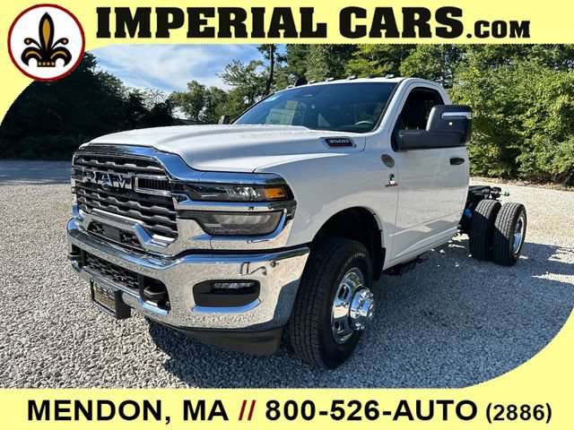 New 2026 RAM 3500 Tradesman w/ Chrome Appearance Group A AWD/4WD image 5