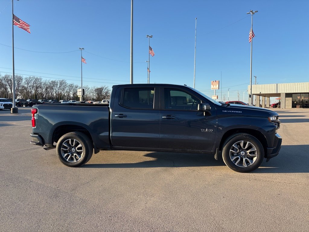 Used 2020 Chevrolet Silverado 1500 RST w/ Texas Edition image 2