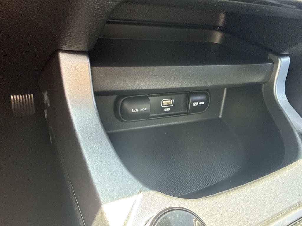 Used 2024 Kia Seltos LX AWD/4WD image 31