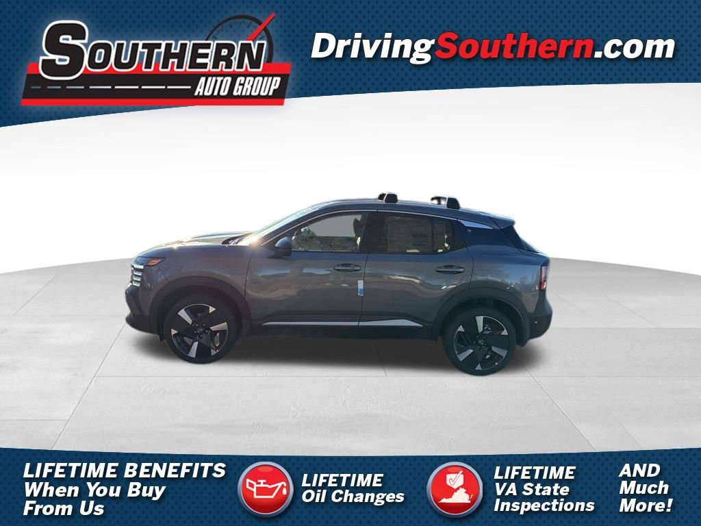 New 2026 Nissan Kicks SR w/ Cold Weather Package FWD image 1